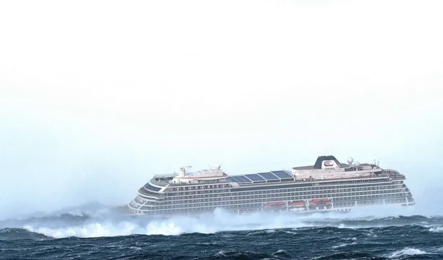 Vasul de croazieră Viking Sky: sunt în curs operaţiuni de evacuare a 1.373 de persoane