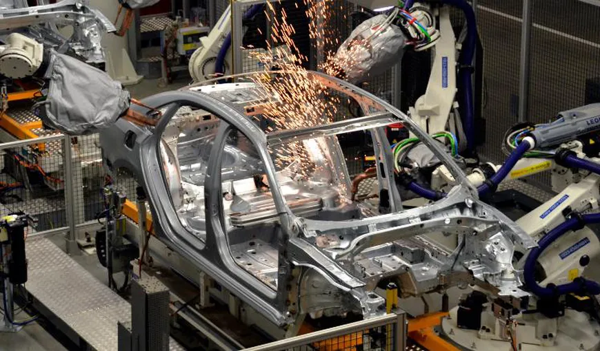 Volkswagen încă nu s-a hotărât dacă să construiască în România noua sa fabrică. Ce spune unul dintre şefii grupului