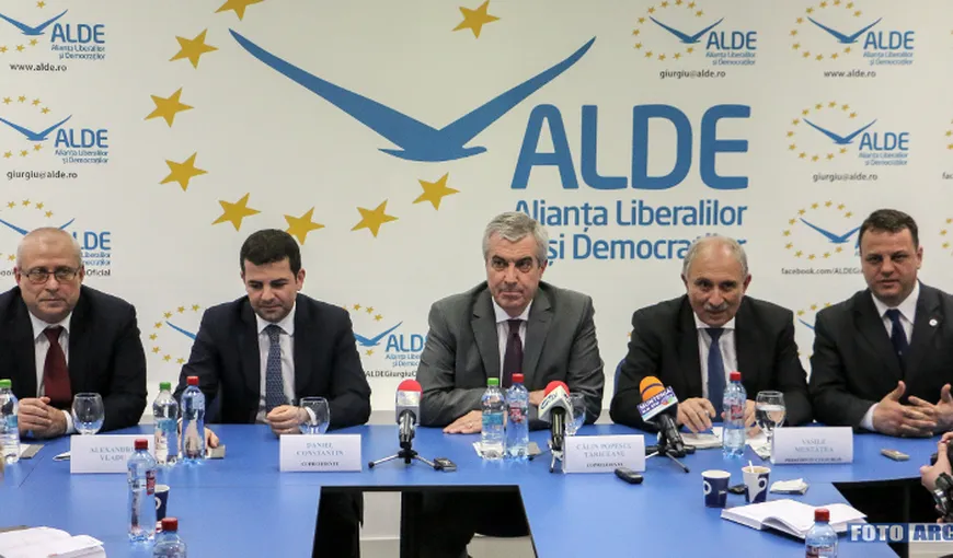 ALDE, despre apelul de excludere al lui Guy Verhofstadt: Ambiţia de a ocupa unele funcţii europene nu justifică asemenea minciuni