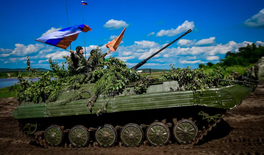Rusia pregăteşte un război la scară largă în Europa. Sunt masate unităţi de atac la frontiera estică a NATO