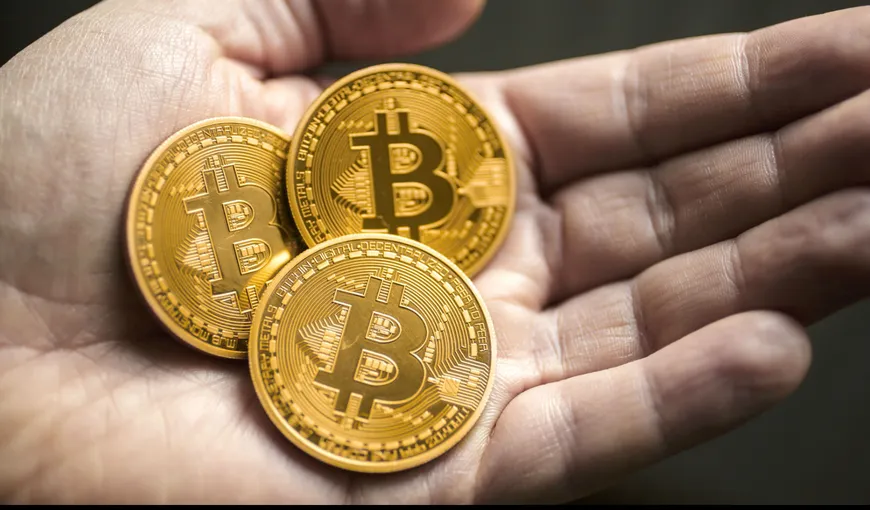 Bitcoin a înregistrat un nou record! A depășit pragul de 30 de mii de dolari pentru prima dată în istoria sa