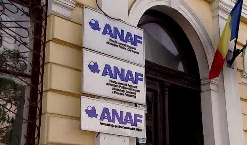 Mii de români s-au trezit cu datorii la Fisc deşi se ştiau cu plăţile la zi. Pentru ce le cere bani ANAF
