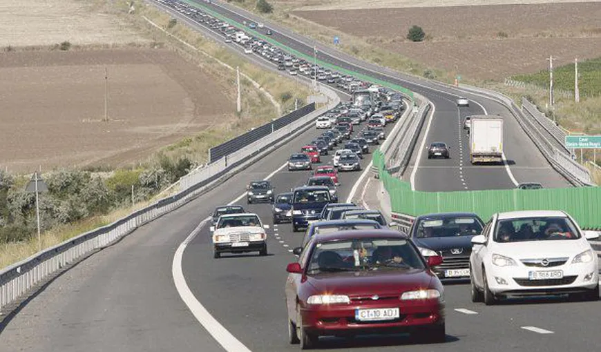 Exodul de Paşte. Aglomeraţie pe A1 şi DN1, cozi în vămile spre Bulgaria