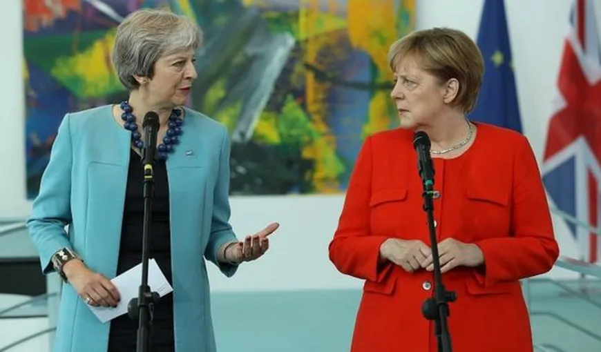 May şi Merkel au ajuns la concluzia că Marea Britanie trebuie să părăsească UE cu un acord de retragere din UE