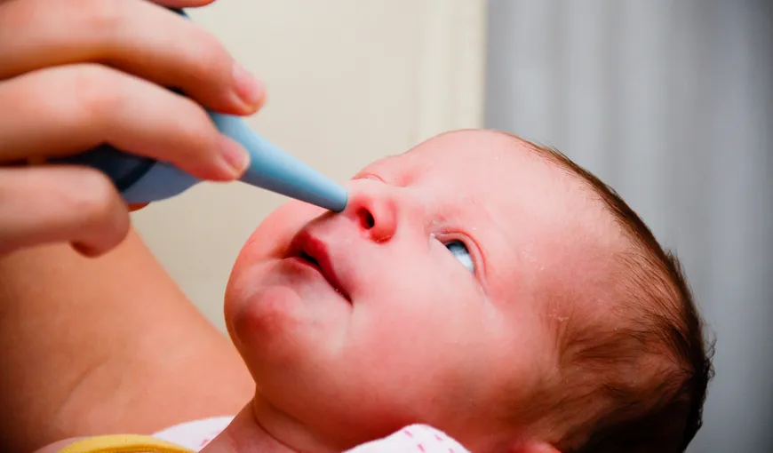 Cum se desfundă CORECT nasul bebeluşului