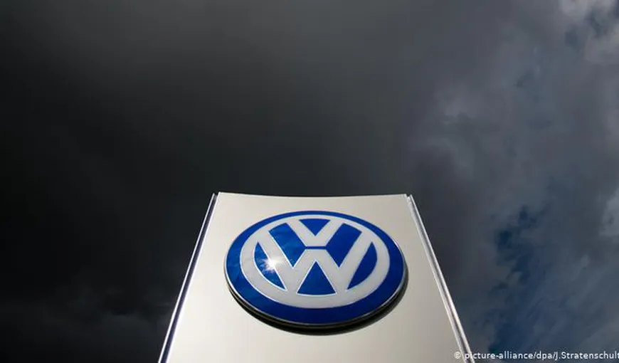 Scandalul emisiilor poluante. Fostul director de la Volkswagen şi patru responsabili au fost inculpaţi