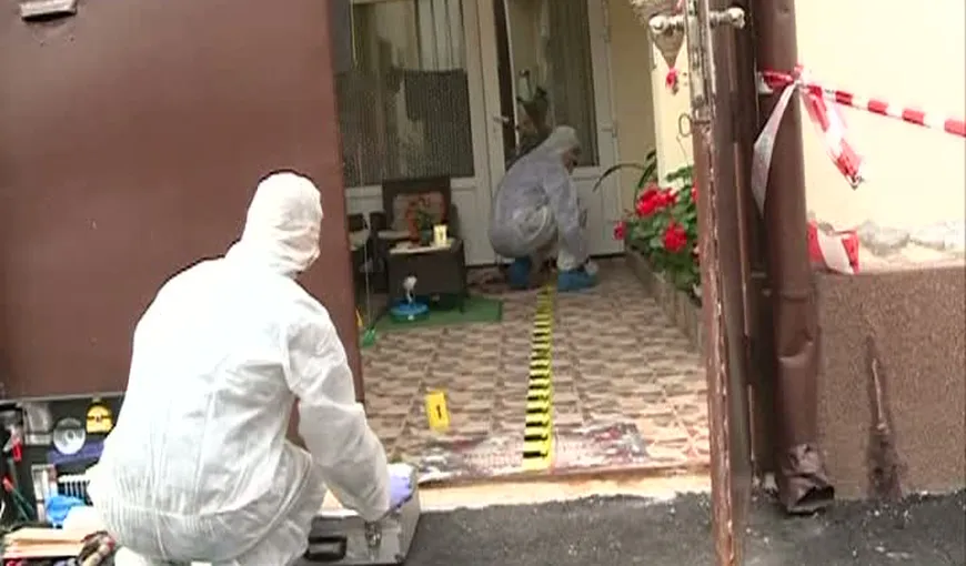 Atac criminal în Bucureşti. Soţia unui subofiţer a fost înjunghiată în propria casă
