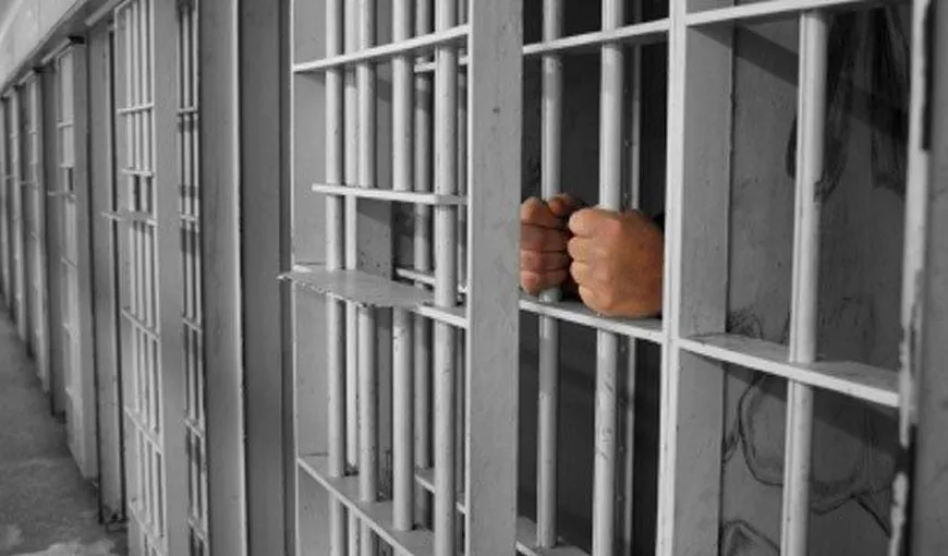 Un tânăr cercetat pentru crimă s-a spânzurat în Centrul de arestare preventivă al IPJ Bistriţa-Năsăud