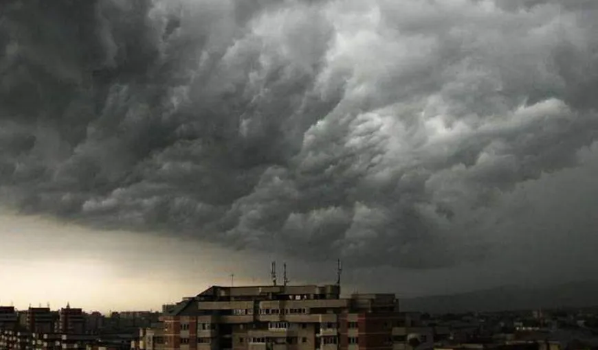 Furtună în Bucureşti. ANM a realizat o PROGNOZĂ SPECIALĂ pentru zona Capitalei