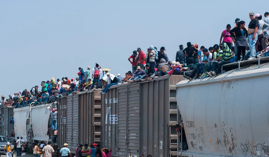Peste 100.000 de migranţi, reţinuţi la frontieră în aprilie