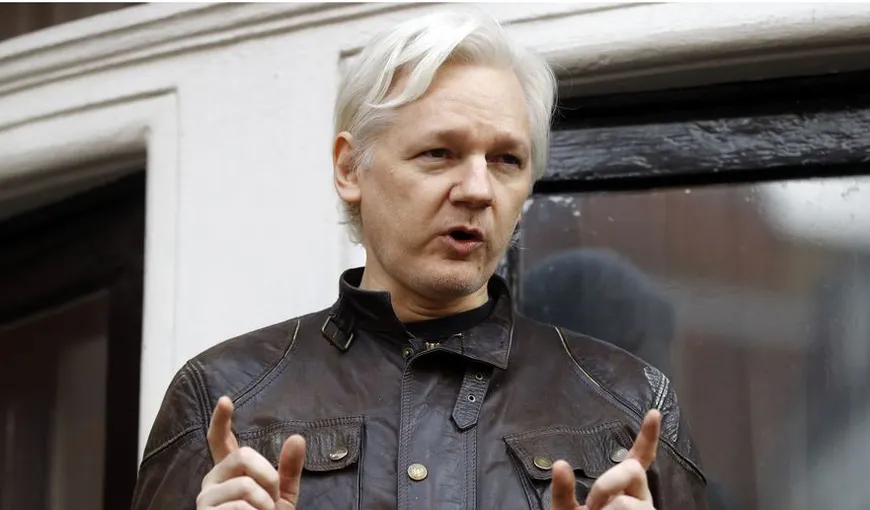 Fondatorul WikiLeaks, Julian Assange, condamnat la 50 de săptămâni de închisoare