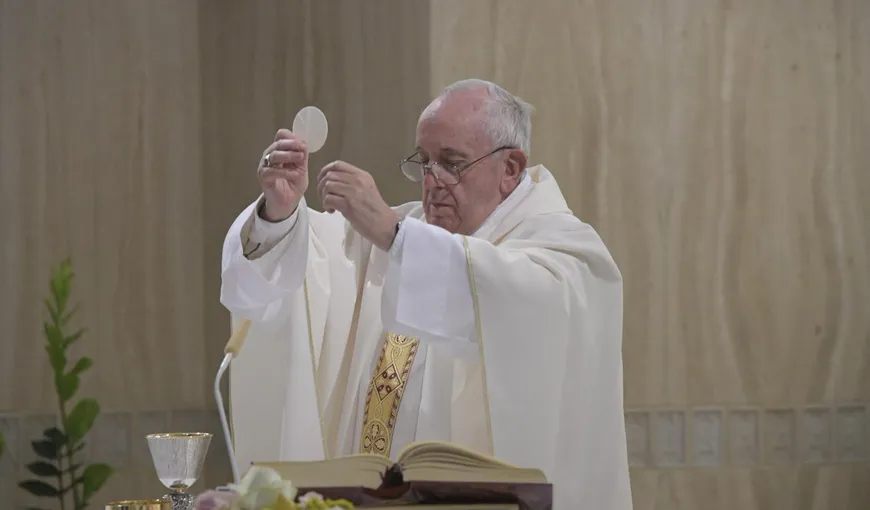 Papa Francisc, mesaj înainte de venirea în România: „Vă rog, rugaţi-vă pentru mine”