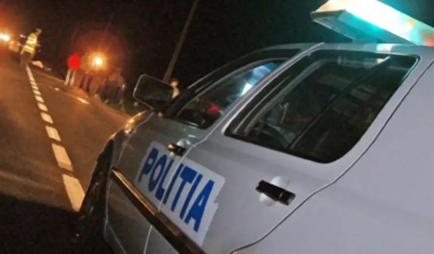 O maşină a lovit un autoturism parcat pe Centura Bucureşti. Şoferul din maşina lovită A MURIT