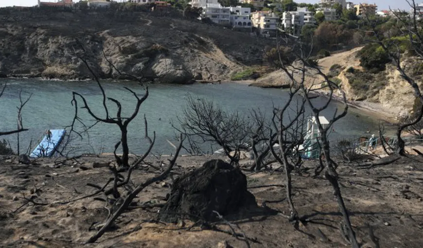 Atenţionare de călătorie în Grecia: Risc mare de incendii de pădure