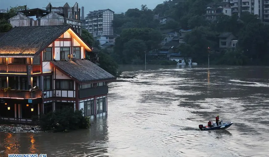 Inundaţii catastrofale în China. Sunt cel puţin 19 morţi, iar 570.000 de persoane au fost afectate