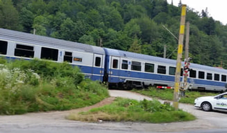 Tren cu 60 de călători deraiat în Bacău. Mecanicul de locomotivă, rănit