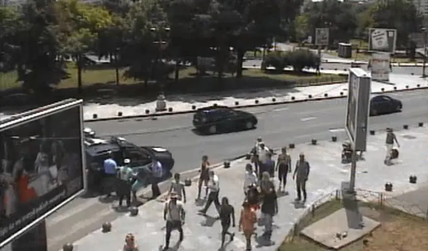 Femeie agresată pe stradă în Bucureşti. Atacatorul, un bărbat supărat că a pierdut la jocurile de noroc, a fost prins