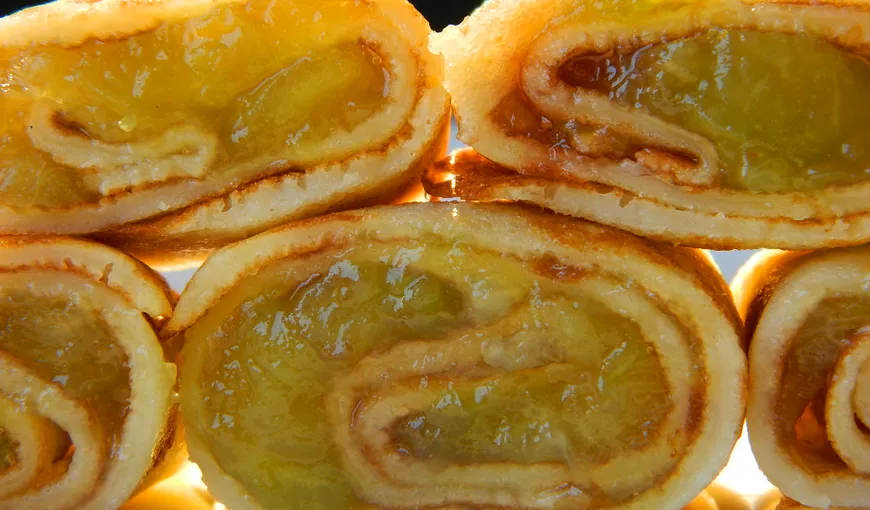 REŢETE DE SEZON: Clătite cu pepene galben