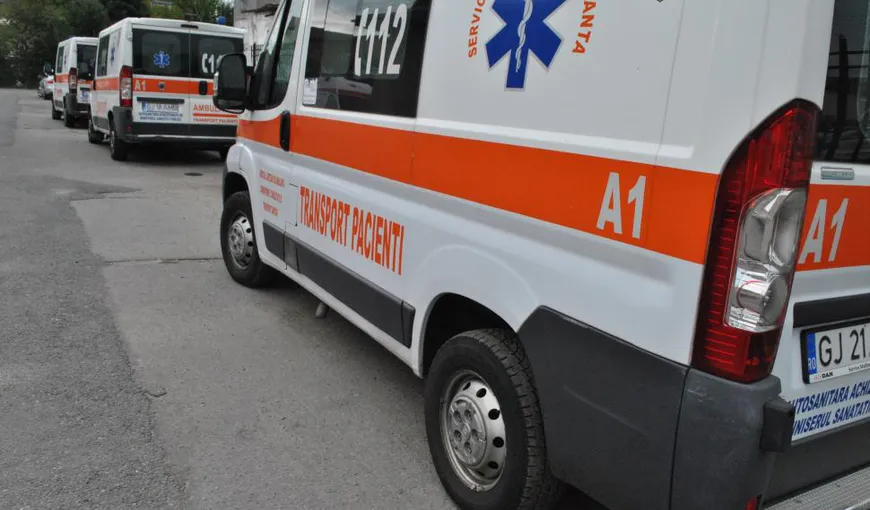 Ce se mai fură în România: un consilier local din Gorj a lăsat ambulanţa satului fără motor
