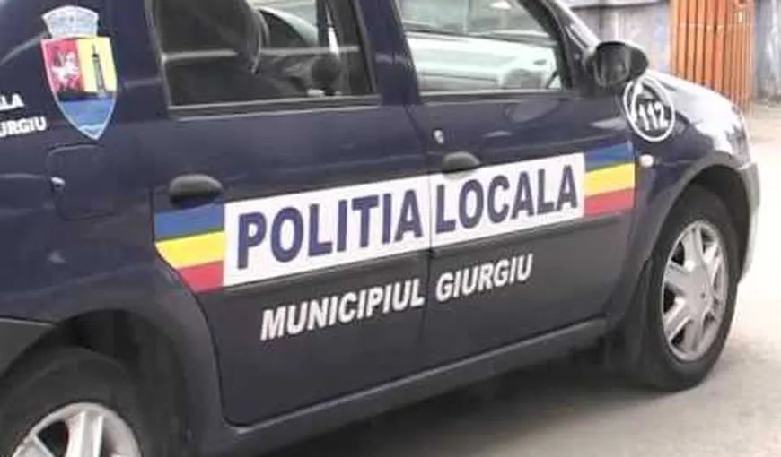 Poliţiştii locali se deplasează la intervenţii cu mijloacele de transport în comun