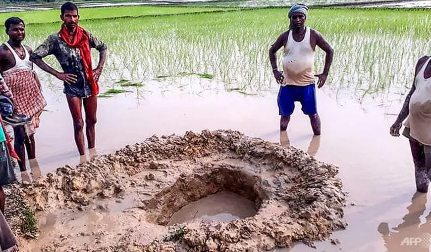 Un meteorit cât o minge de fotbal a aterizat într-un câmp de orez din India