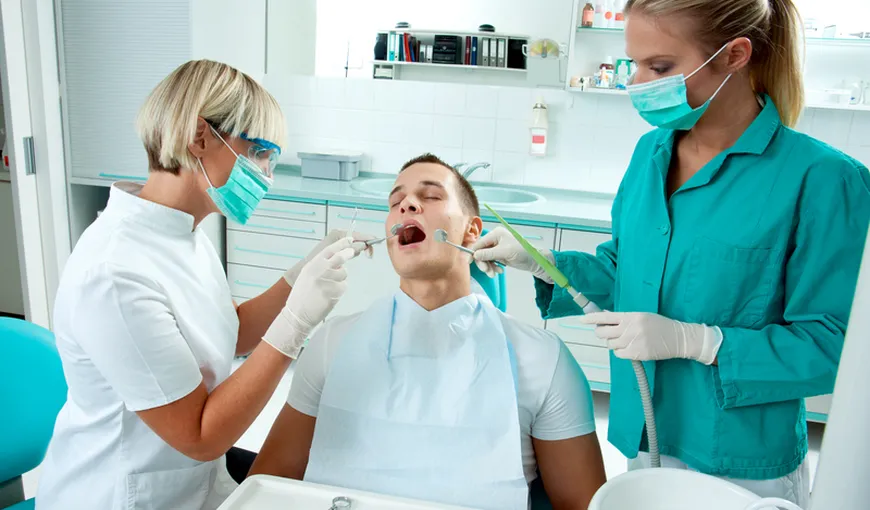 Zece lucruri pe care medicul stomatolog ar vrea ca tu să le ştii