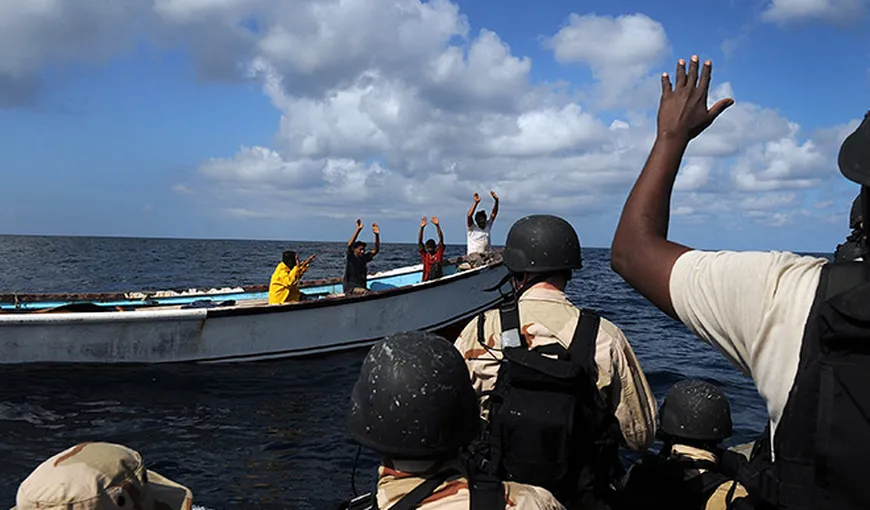 Pirații au răpit marinari chinezi şi ucraineni în apele Camerunului