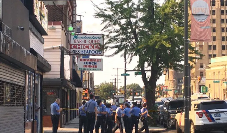 Şase poliţişti răniţi de gloanţe la Philadelphia într-un schimb de focuri cu un trăgător dintr-o clădire