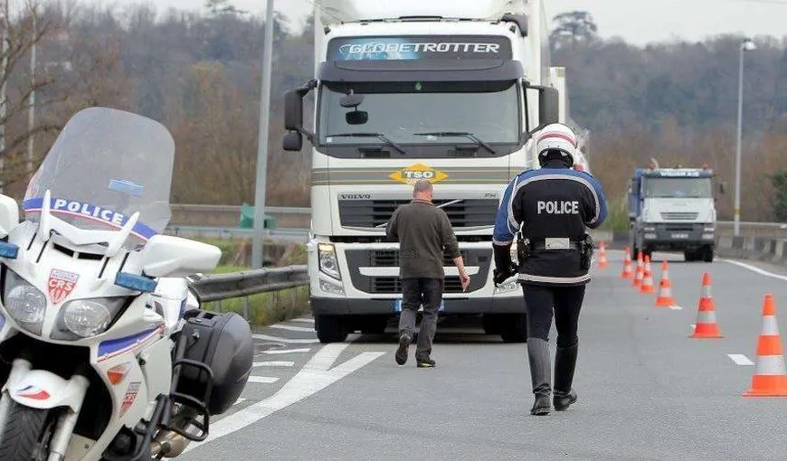 Şofer român de TIR, amendat cu 26.000 DE EURO în Franţa. ŞOCANT: ce au descoperit POLIŢIŞTII