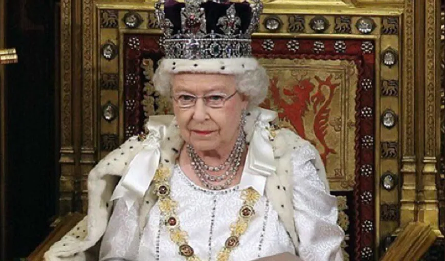 Regina Elisabeta a II-a promulgă legea care împiedică un „no deal” şi cere amânarea Brexitului