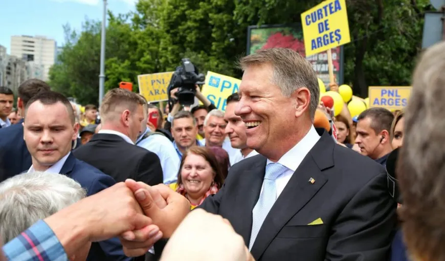 Klaus Iohannis îşi depune candidatura pentru alegerile prezidenţiale în 20 septembrie