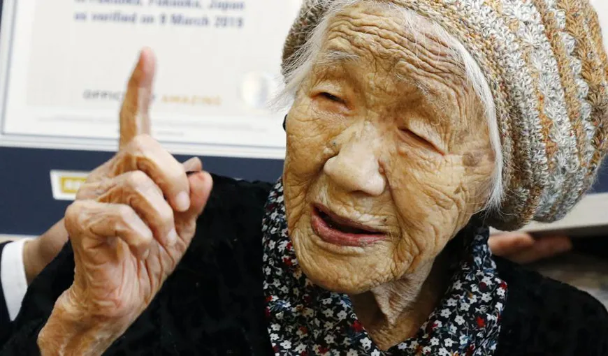 Peste 70.000 de japonezi au vârsta de cel puţin 100 de ani