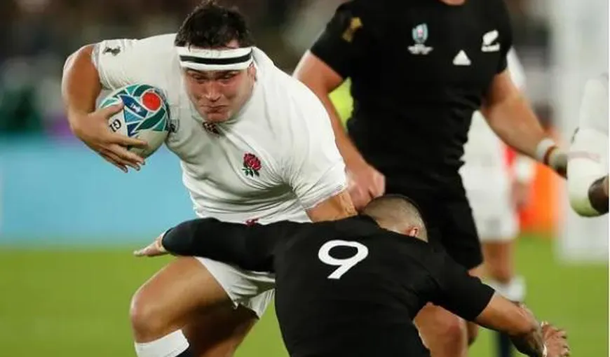 Surpriză uriaşă la Cupa Mondială de Rugby. Anglia a eliminat Noua Zeelandă, dubla campioană en-titre, şi s-a calificat în finală