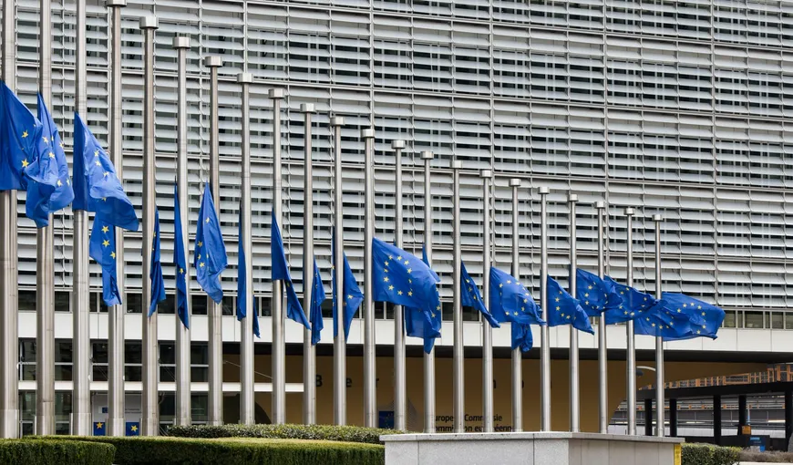 Incident la Bruxelles: un bărbat a vrut să-şi dea foc în faţa Comisiei Europene