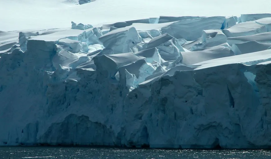 Un aisberg s-a desprins din Antarctica. Are o suprafaţă mai mare decât Londra VIDEO