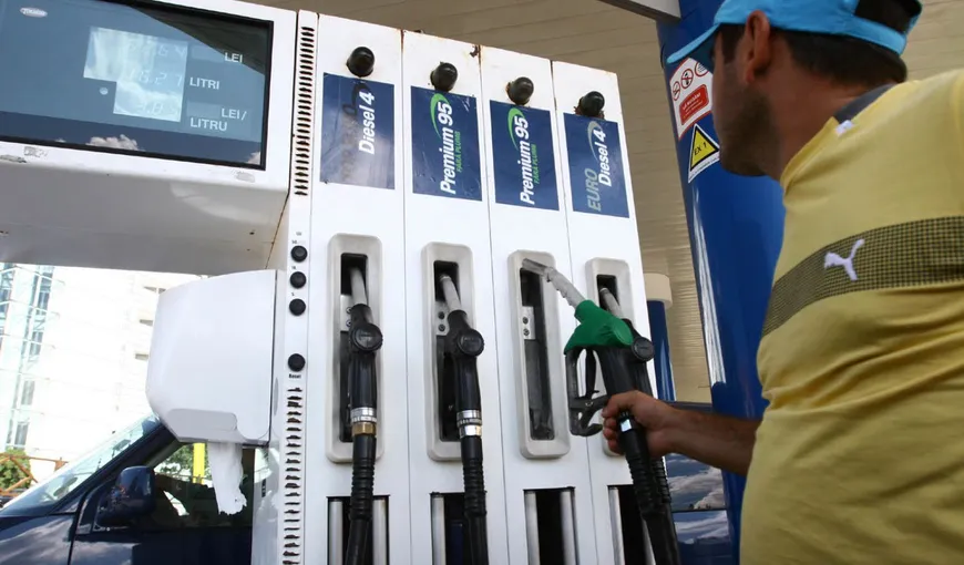 Petrom a ieftinit benzina şi motorina. Unde se găsesc cei mai ieftini carburanţi în Bucureşti