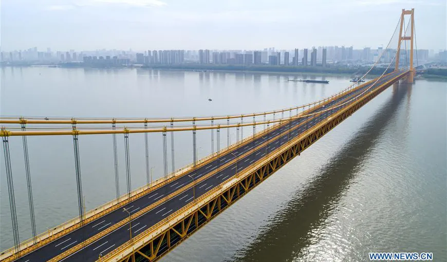 S-a inaugurat cel mai lung pod rutier suspendat din lume