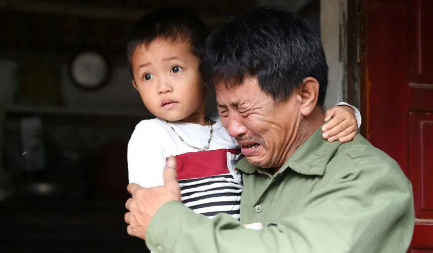 Tragedia din camionul frigorific cu migranţi: Familiile vietnameze îşi caută copiii dispăruţi