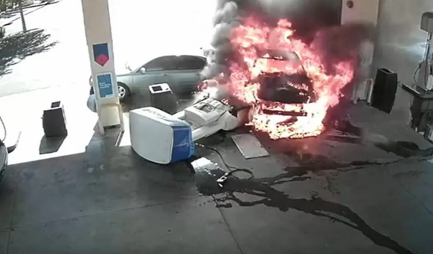 Explozie la o benzinărie, după un accident stupid provocat de un tânăr. O femeie a suferit arsuri grave VIDEO