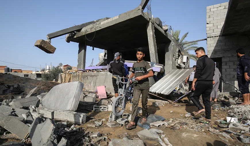 Opt membri ai unei familii, ucişi într-un atac în Fâşia Gaza