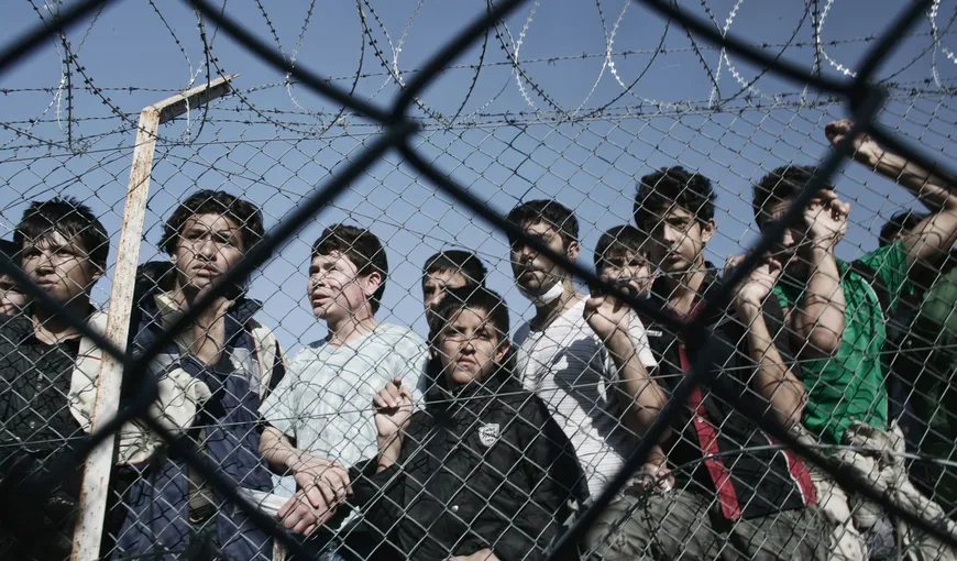 Grecia anunţă măsuri drastice: închidem uşa migranţilor ilegali