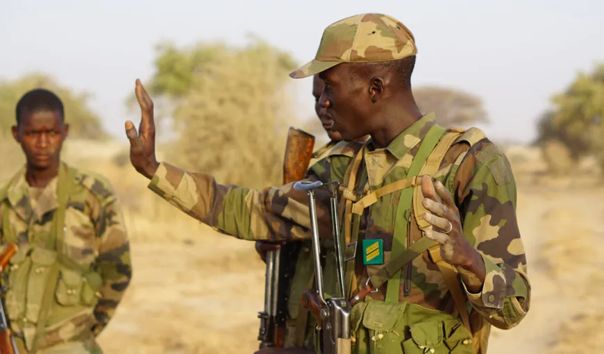 Atacul jihadist din Niger: preşedintele Franţei şi omologul lui nigerian au decis să amâne reuniunea celor cinci ţări din Sahel