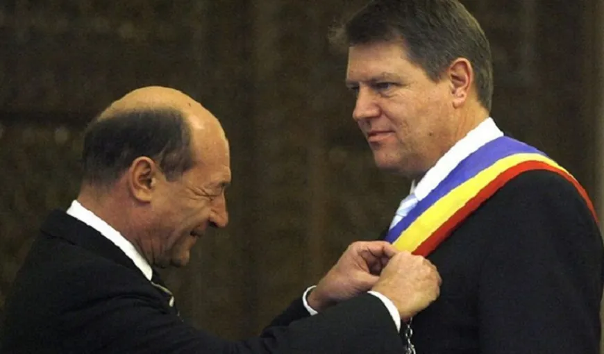 Klaus Iohannis, ironii la adresa lui Traian Băsescu: „Petrov s-a trezit putin si el, mai bine pleca pe mare”