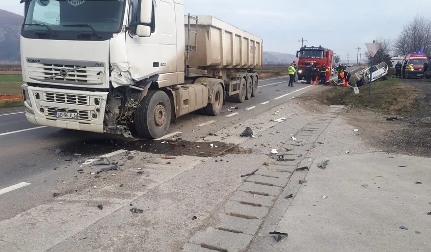 Doi morţi într-un grav accident la Cluj
