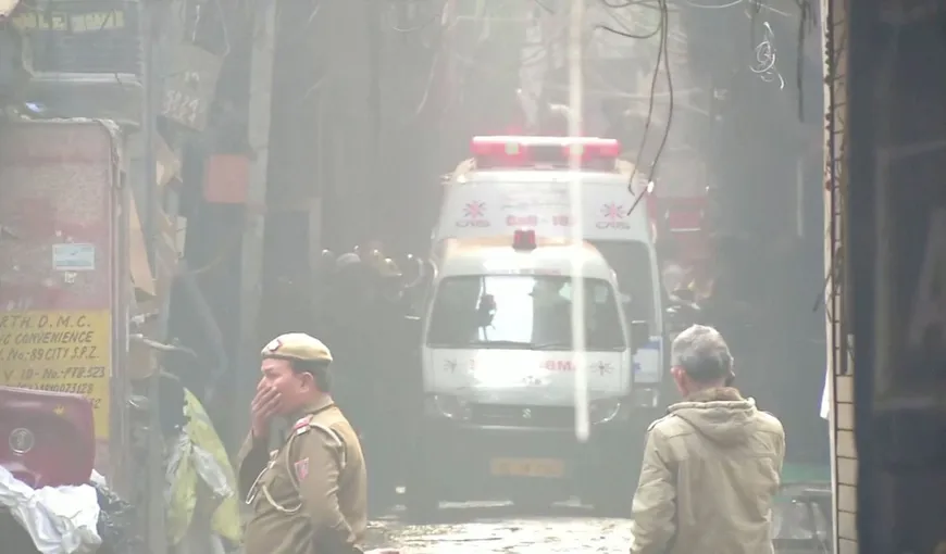 Incendiu violent la o fabrică din India, cel puţin 43 de muncitori au murit VIDEO