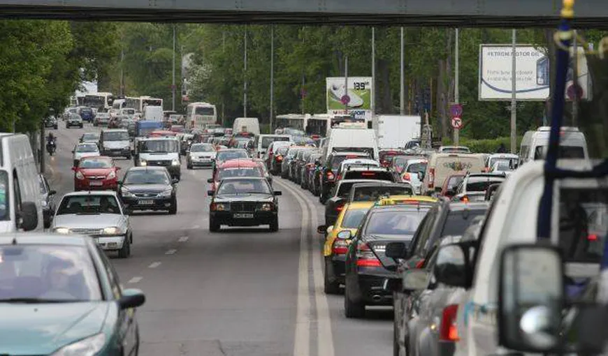 Autostrada Comarnic-Braşov va fi gata în ŞASE ani. Până atunci drumul până la munte va dura „17 ore”