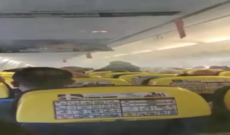 Momente de groază într-un avion care a decolat de pe Aeroportul Otopeni. Aeronava s-a umplut de fum, pasagerii au început să ţipe VIDEO