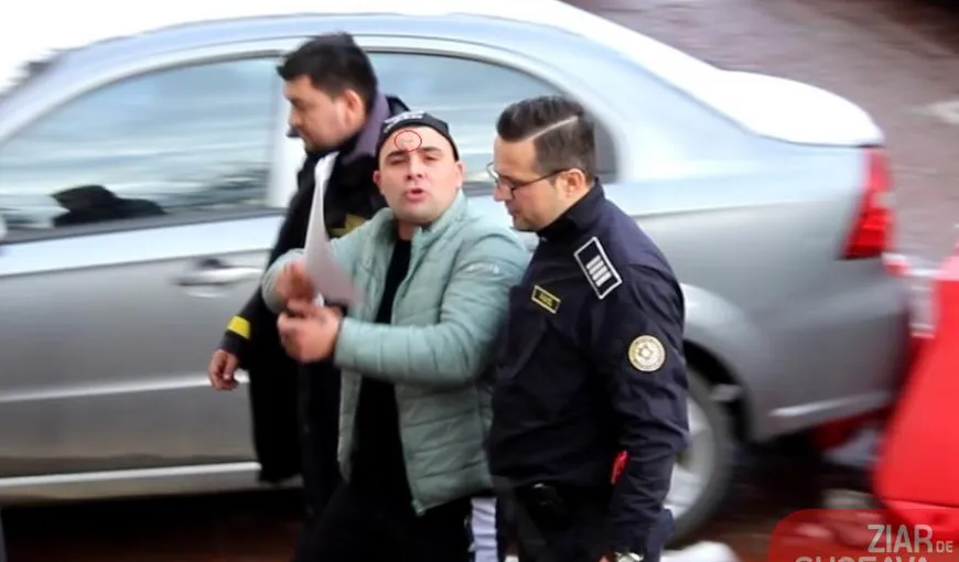SCENE ŞOCANTE! Deţinuţii din Botoşani îşi bat cuie în cap. „Mai bine mor decât să mai rezist la tortura asta” VIDEO