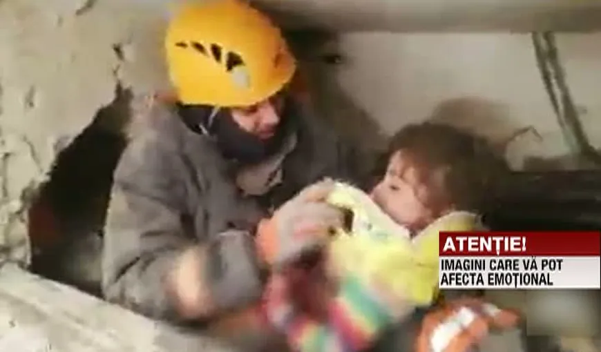 Miracol după cutremurul din Turcia. Fetiţă de 2 ani, salvată de sub dărâmături după 24 de ore. Mama ei o ţinea în braţe