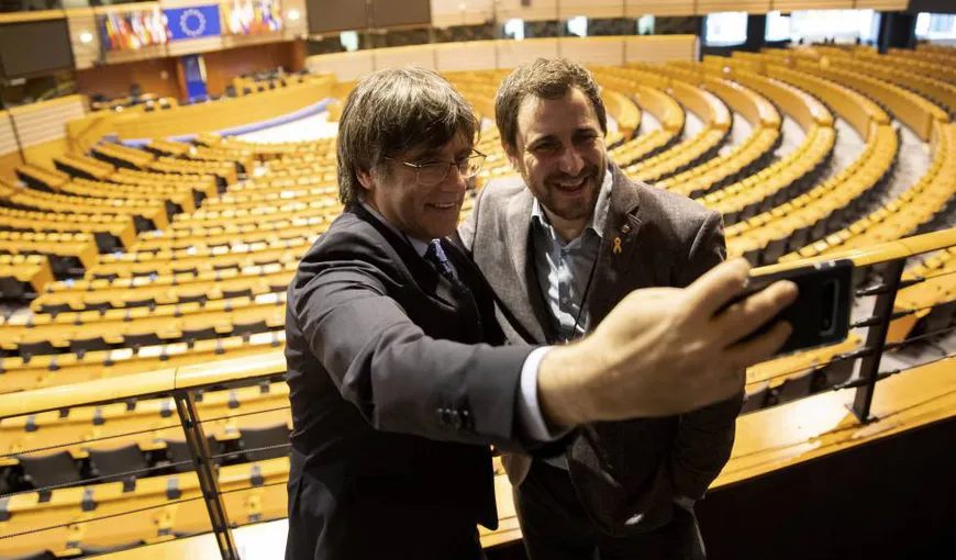 Separatiştii catalani Carles Puigdemont şi Antoni Comin şi-au ocupat locurile în Parlamentul European
